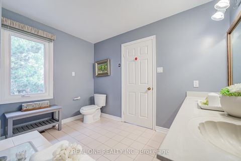 Photo 28 at 75 Willett Crescent, Mill Pond, Richmond Hill