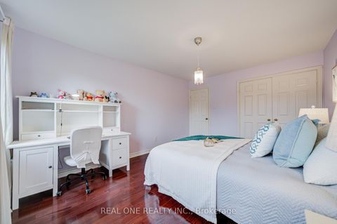 Photo 32 at 75 Willett Crescent, Mill Pond, Richmond Hill