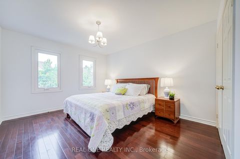 Photo 33 at 75 Willett Crescent, Mill Pond, Richmond Hill