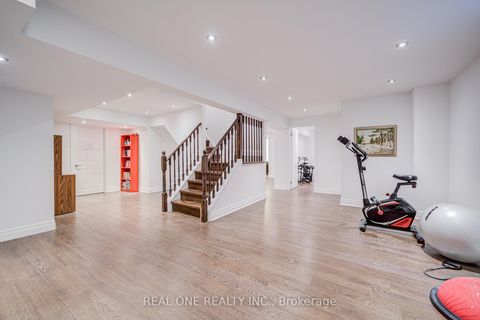 Photo 37 at 75 Willett Crescent, Mill Pond, Richmond Hill