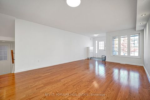 Photo 6 at 21 Westcliffe Crescent, Jefferson, Richmond Hill