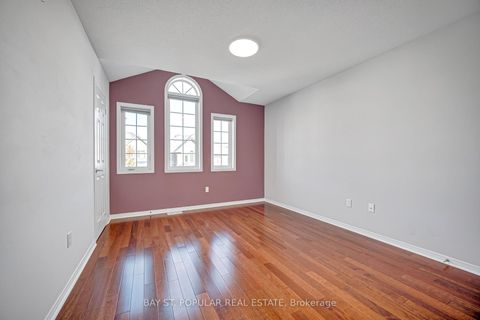 Photo 29 at 21 Westcliffe Crescent, Jefferson, Richmond Hill