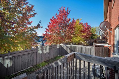 Photo 40 at 21 Westcliffe Crescent, Jefferson, Richmond Hill