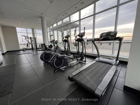 Photo 4 at 319 - 2800 Keele Street, CFB, Toronto