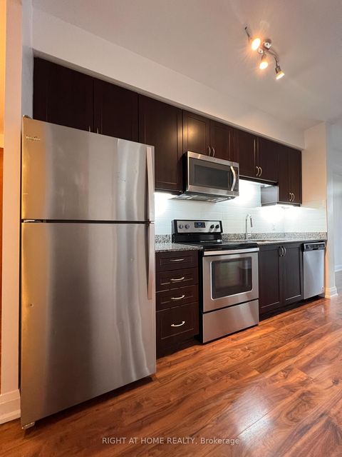 Photo 11 at 319 - 2800 Keele Street, CFB, Toronto