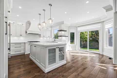 Photo 10 at 2240 PINE GLEN Road, WM Westmount, Oakville