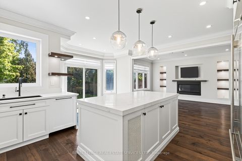 Photo 13 at 2240 PINE GLEN Road, WM Westmount, Oakville