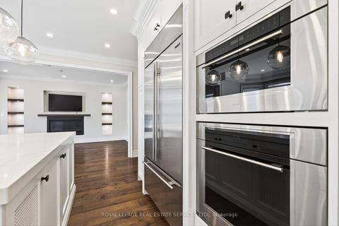 Photo 15 at 2240 PINE GLEN Road, WM Westmount, Oakville