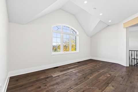 Photo 21 at 2240 PINE GLEN Road, WM Westmount, Oakville