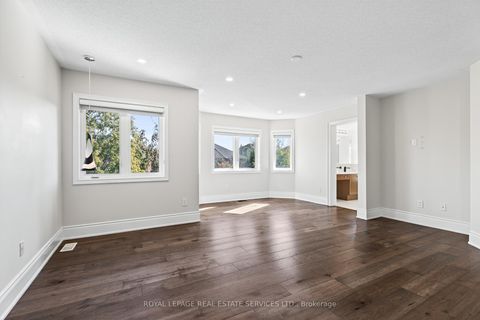 Photo 24 at 2240 PINE GLEN Road, WM Westmount, Oakville