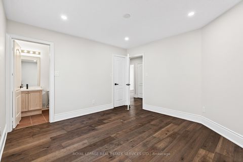 Photo 28 at 2240 PINE GLEN Road, WM Westmount, Oakville