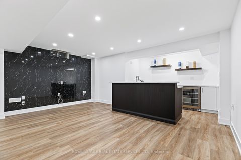 Photo 39 at 2240 PINE GLEN Road, WM Westmount, Oakville