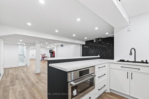 Photo 41 at 2240 PINE GLEN Road, WM Westmount, Oakville