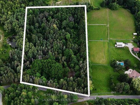 Photo 1 at 154 Dearbourne Avenue, Rural King, King