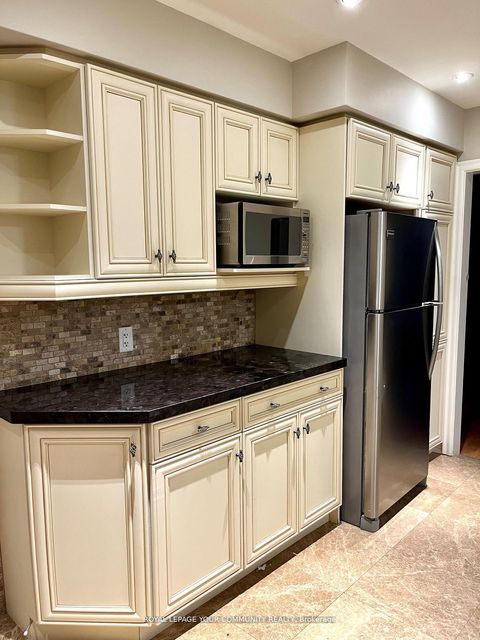 Photo 4 at 134 James Street, King City, King