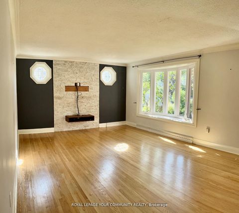 Photo 5 at 134 James Street, King City, King