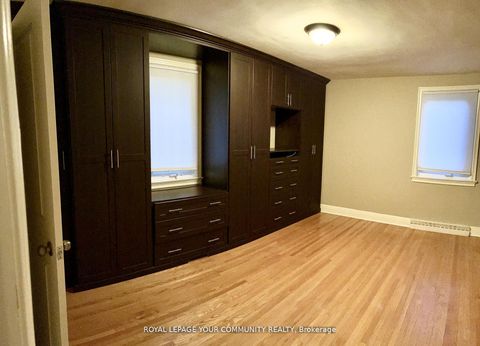 Photo 6 at 134 James Street, King City, King