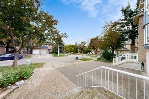 Photo 1 at 78 Colleen Street, Yorkhill, Vaughan