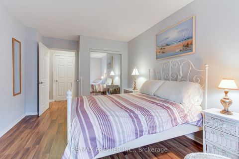 Photo 19 at 110 - 32 Church Street, Schomberg, King