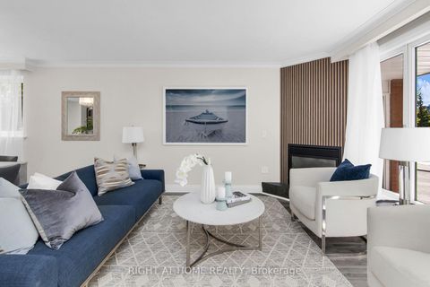 Photo 4 at 47 Dormington Drive, Woburn, Toronto