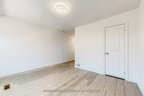 Photo 11 at 1474 Dufferin Street, Junction, Toronto