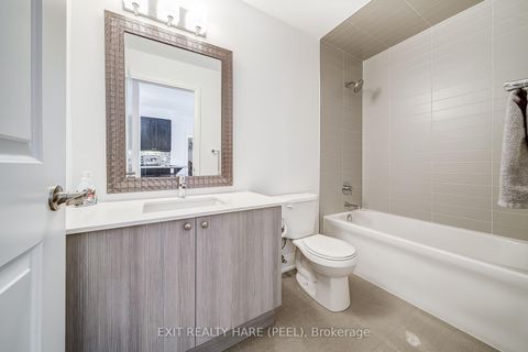 Photo 10 at 706 - 12 Woodstream Boulevard, Vaughan Grove, Vaughan