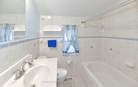 Photo 16 at 2 Lesterwood Crescent, Bendale, Toronto