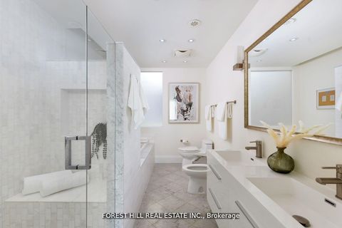 Photo 22 at 49 Brookfield Street, Bellwoods, Toronto