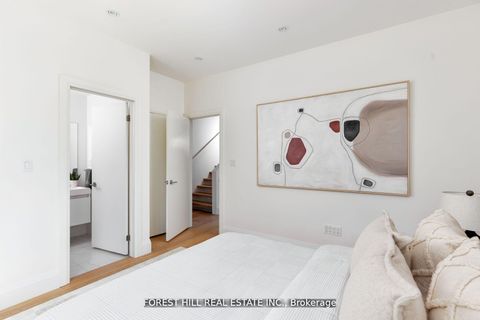 Photo 27 at 49 Brookfield Street, Bellwoods, Toronto