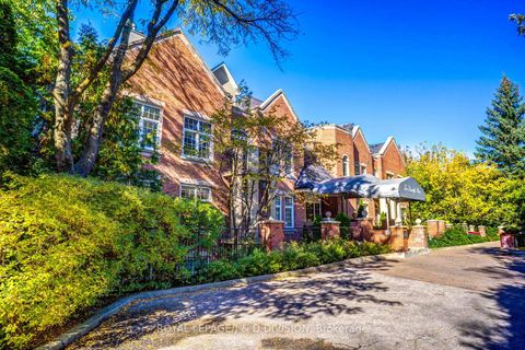Photo 2 at 202B - 2 Doncliffe Place, York Mills, Toronto
