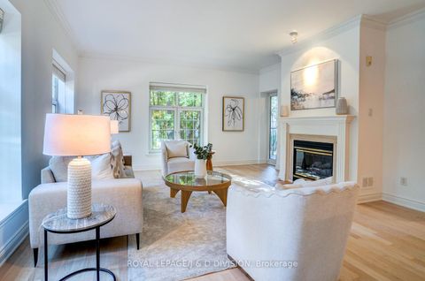 Photo 9 at 202B - 2 Doncliffe Place, York Mills, Toronto