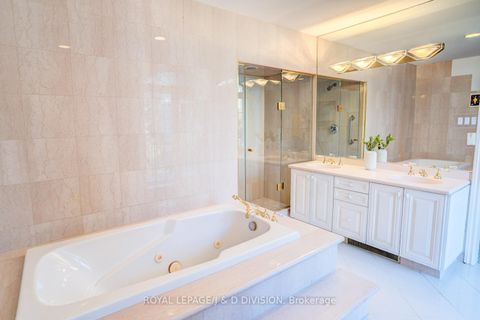 Photo 28 at 202B - 2 Doncliffe Place, York Mills, Toronto