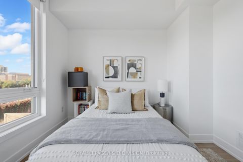 Photo 19 at 56 Perth Avenue, Dufferin Grove, Toronto