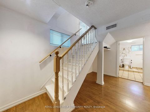 Photo 13 at 29 Boyle Drive, South Richvale, Richmond Hill