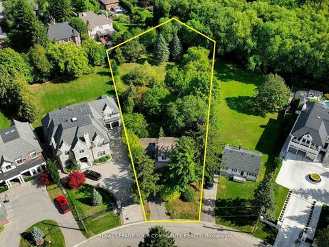 Photo 16 at 29 Boyle Drive, South Richvale, Richmond Hill