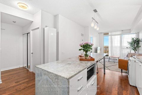 Photo 7 at 2207 - 29 Singer Court, Bayview Village, Toronto