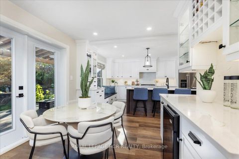 Photo 5 at 448 Dover Crescent, London, Newmarket Photo 5 at 448 Dover Crescent, London, Newmarket