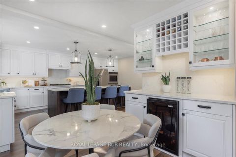 Photo 6 at 448 Dover Crescent, London, Newmarket Photo 6 at 448 Dover Crescent, London, Newmarket