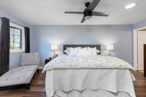 Photo 16 at 448 Dover Crescent, London, Newmarket Photo 16 at 448 Dover Crescent, London, Newmarket