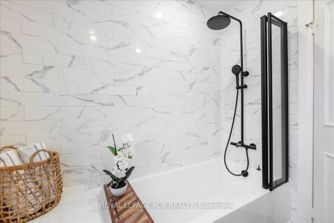 Photo 21 at 448 Dover Crescent, London, Newmarket