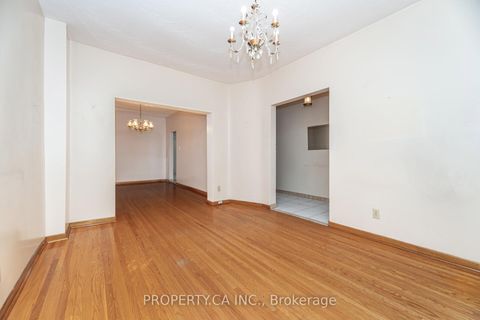 Photo 5 at 957 Dufferin Street, Dufferin Grove, Toronto