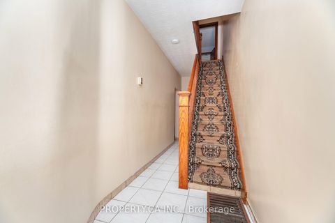 Photo 12 at 957 Dufferin Street, Dufferin Grove, Toronto