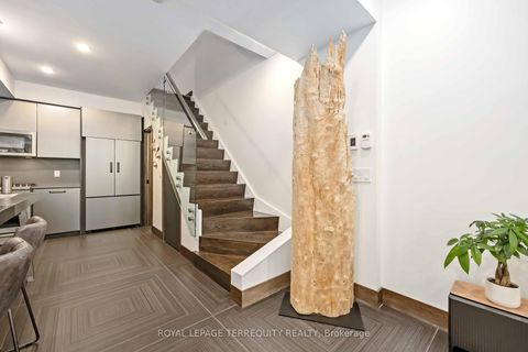 Photo 10 at 30 - 3 Elsie Lane, Junction, Toronto