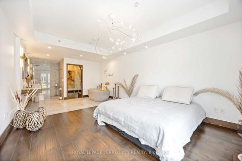 Photo 13 at 30 - 3 Elsie Lane, Junction, Toronto