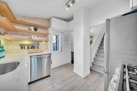 Photo 16 at 176 Sixth Street, New Toronto, Toronto Photo 16 at 176 Sixth Street, New Toronto, Toronto