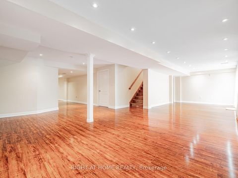 Photo 27 at 67 Timna Crescent, Patterson, Vaughan