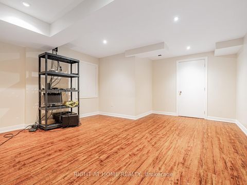 Photo 29 at 67 Timna Crescent, Patterson, Vaughan