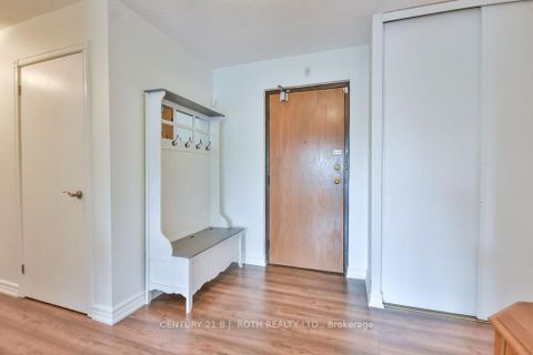 Photo 7 at 405 - 181 Collier Street, North Shore, Barrie