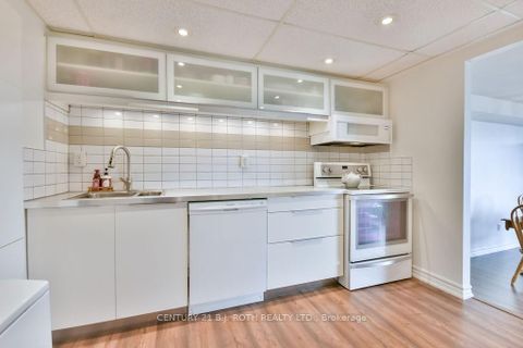 Photo 10 at 405 - 181 Collier Street, North Shore, Barrie