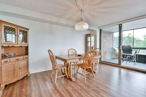 Photo 11 at 405 - 181 Collier Street, North Shore, Barrie